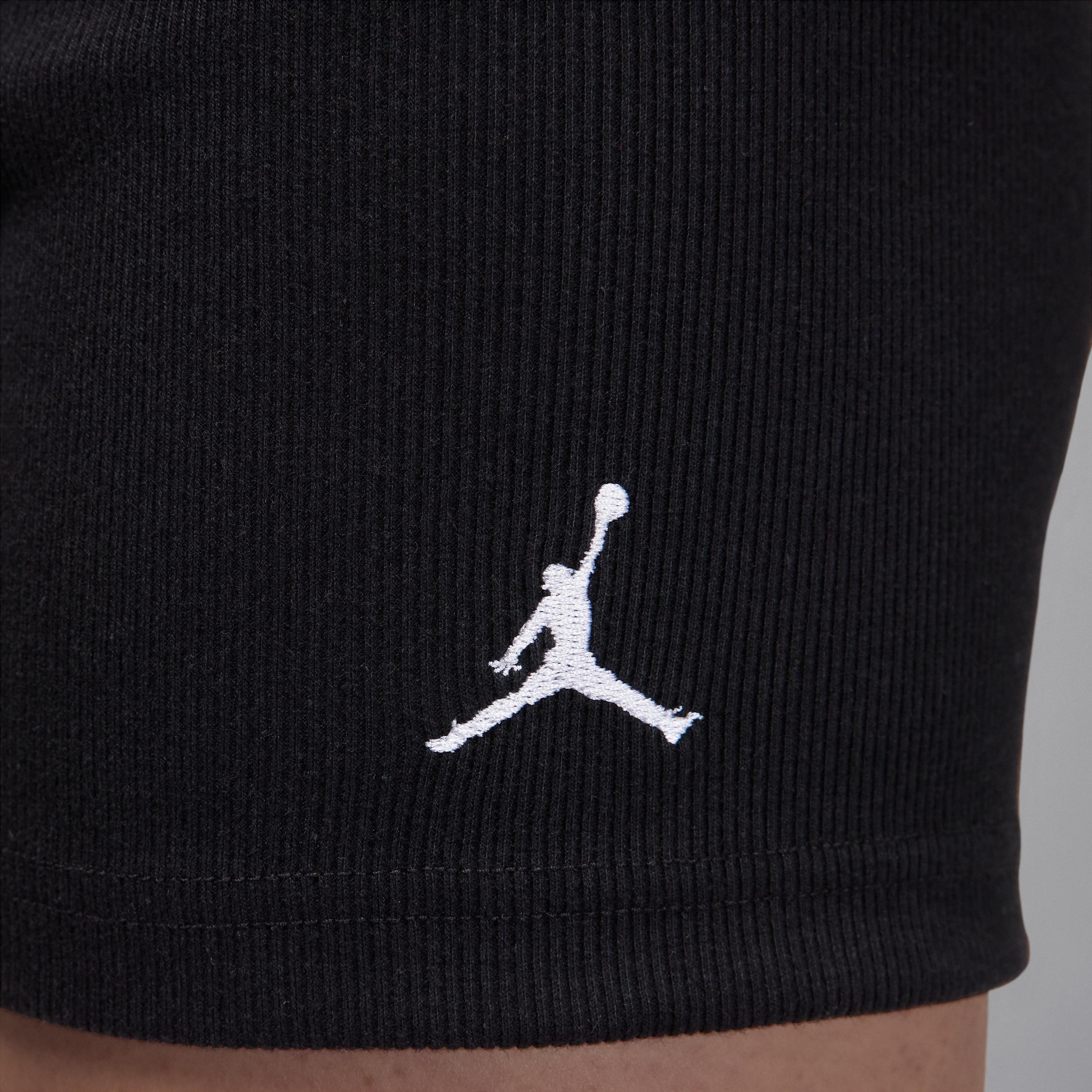 Women's Jordan Brooklyn Essentials 4" Shorts Product Image