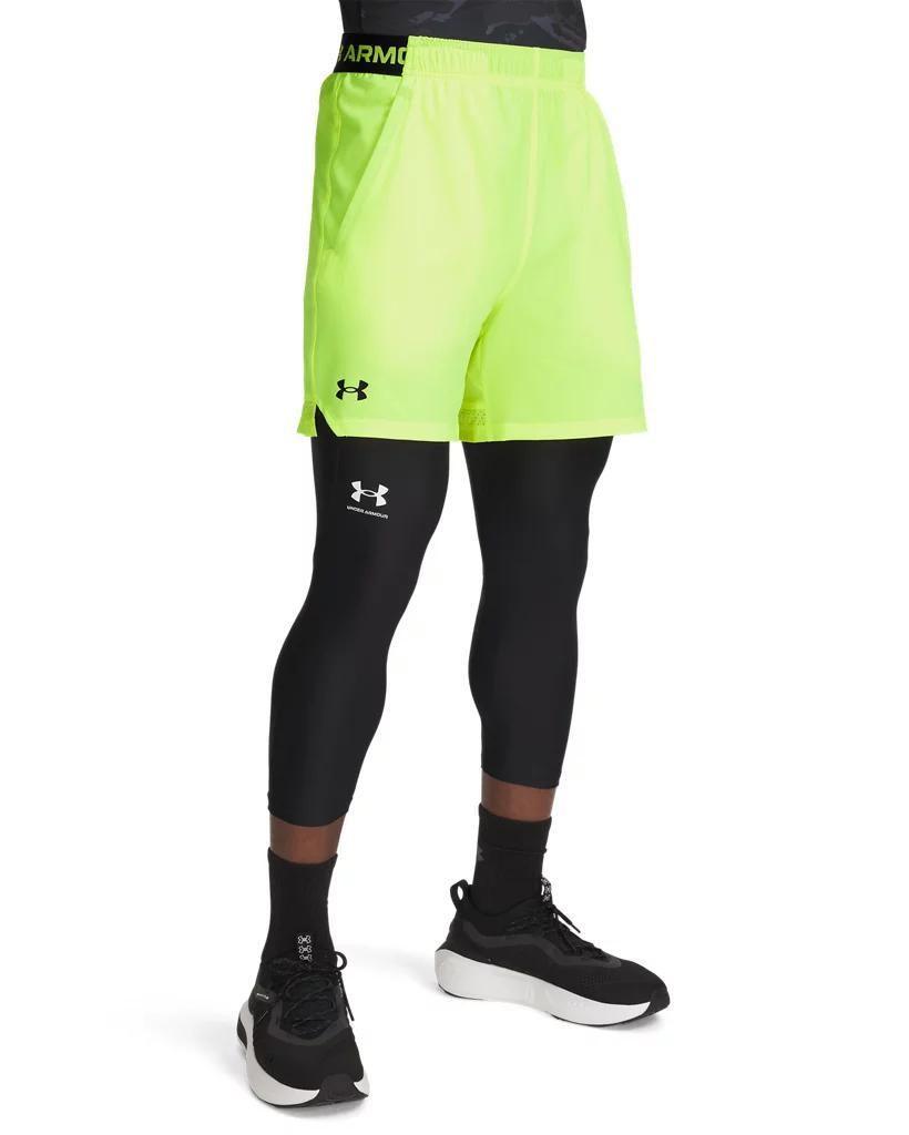 UA Vanish Woven Product Image
