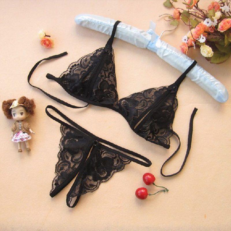 Set: Lace Bralette + Thongs Product Image