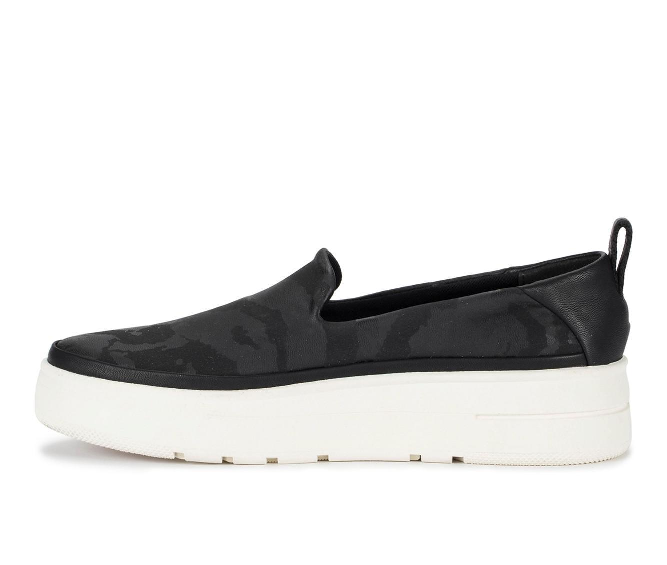 Women's Baretraps Nevin Slip Ons Product Image