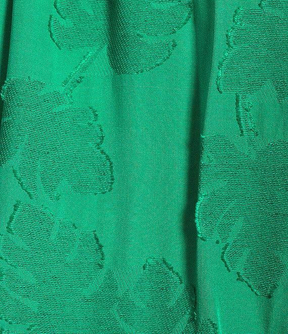 Slim Factor By Investments Heidi Palm Jacquard Elastic Linen Blend Crew Neckline Short Sleeve Top Product Image