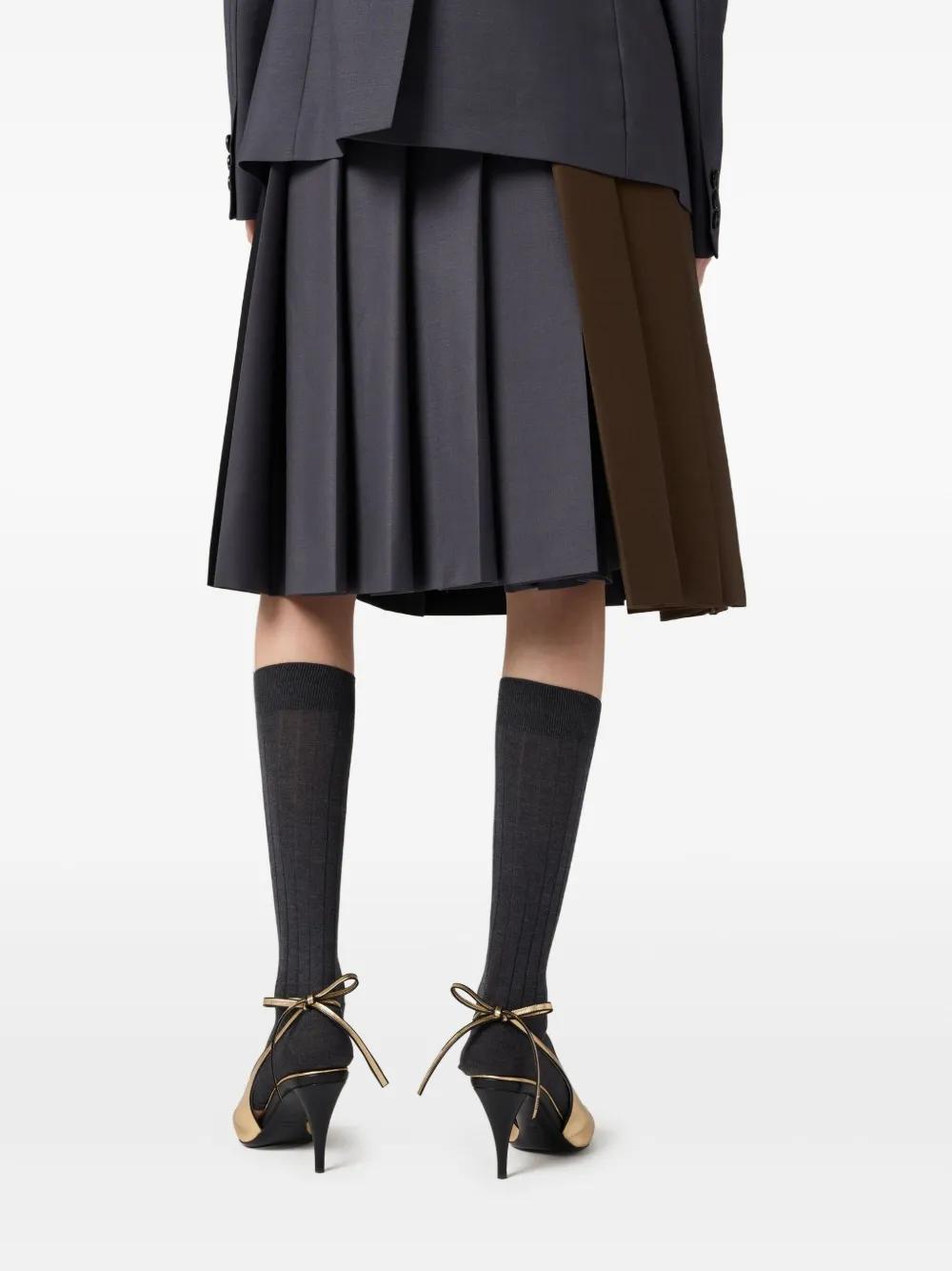 pleated skirt Product Image