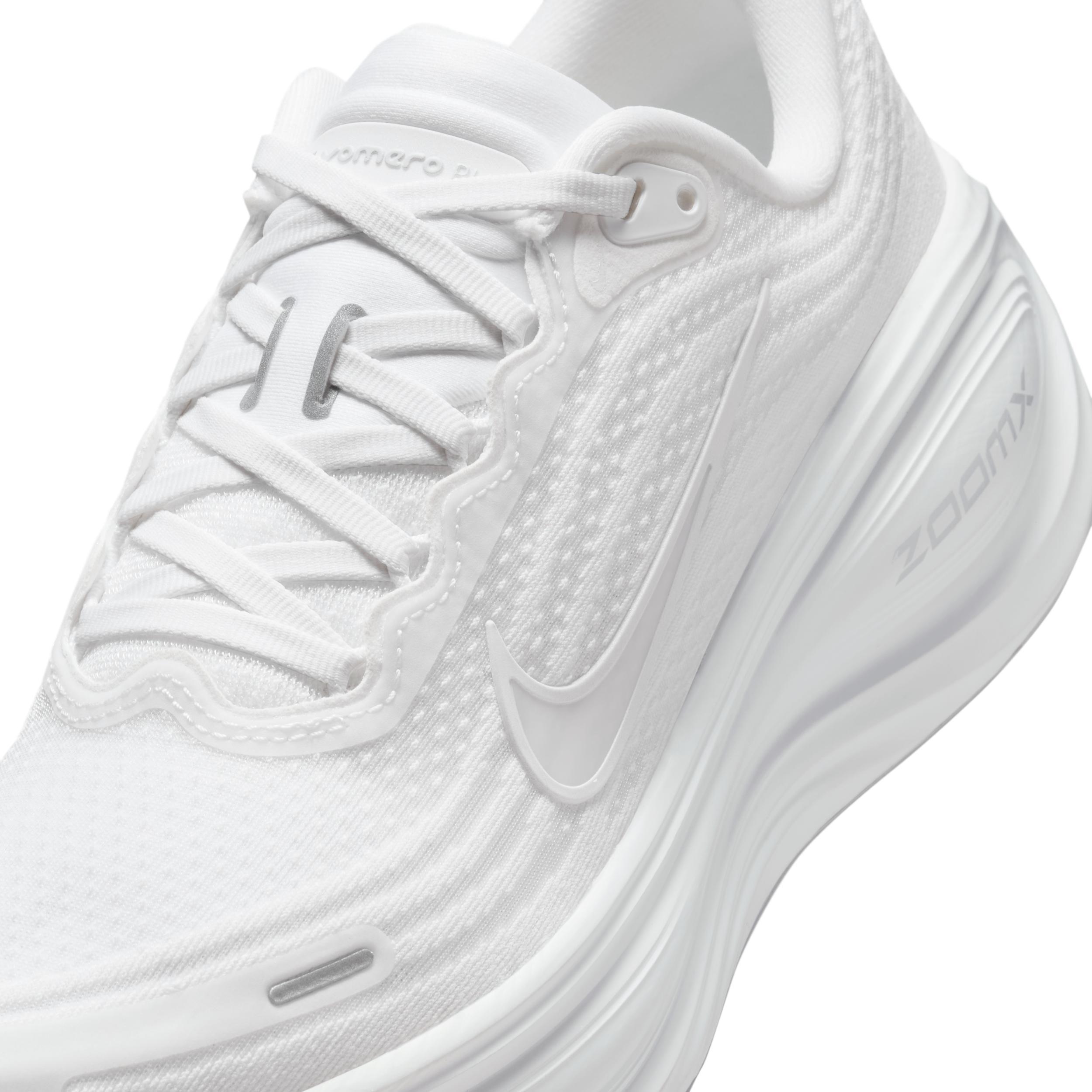 Nike Women's Vomero Plus Road Running Shoes Product Image