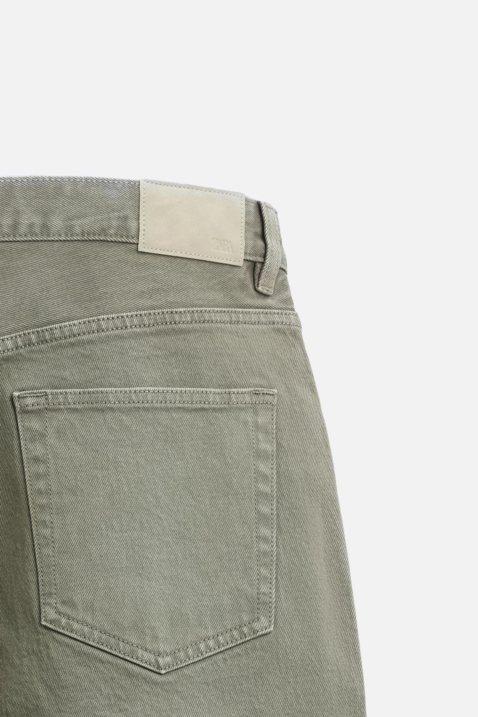 SOLID COLOR DENIM SHORTS Product Image