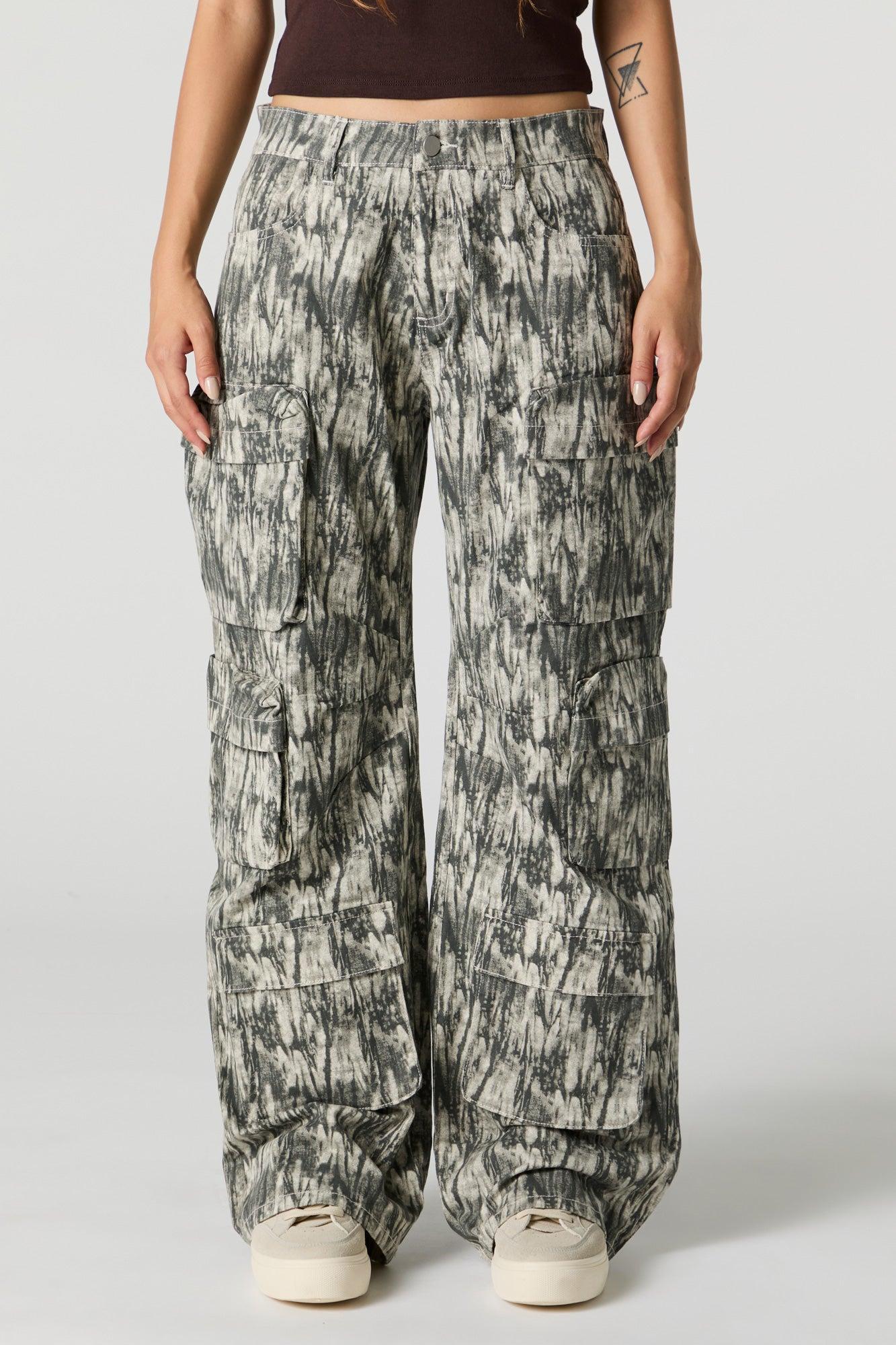 Multi Pocket Straight Leg Cargo Pant Female Product Image
