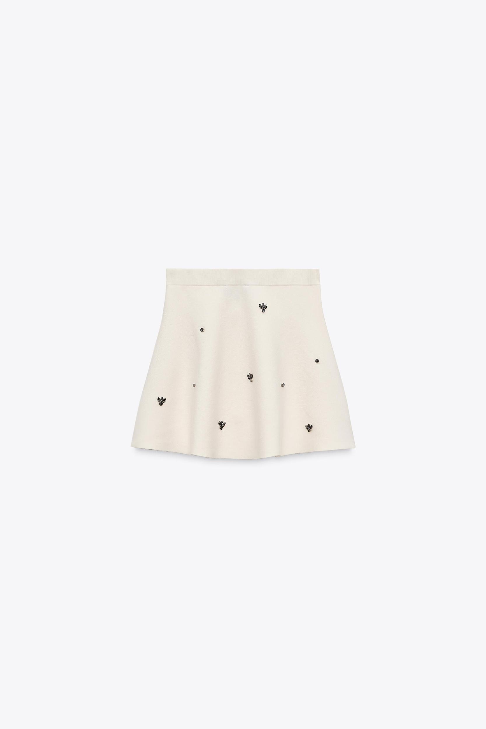 JEWEL BEAD KNIT SKIRT Product Image