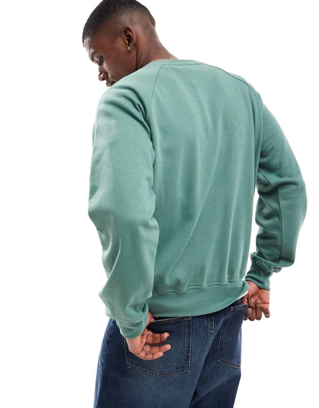 The North Face Evolution Crew in green Product Image