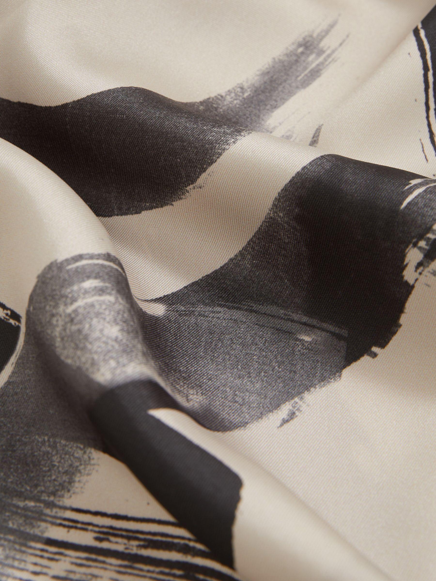 Brushstroke-Print Cuban-Collar Shirt in Charcoal Grey/Off White Product Image