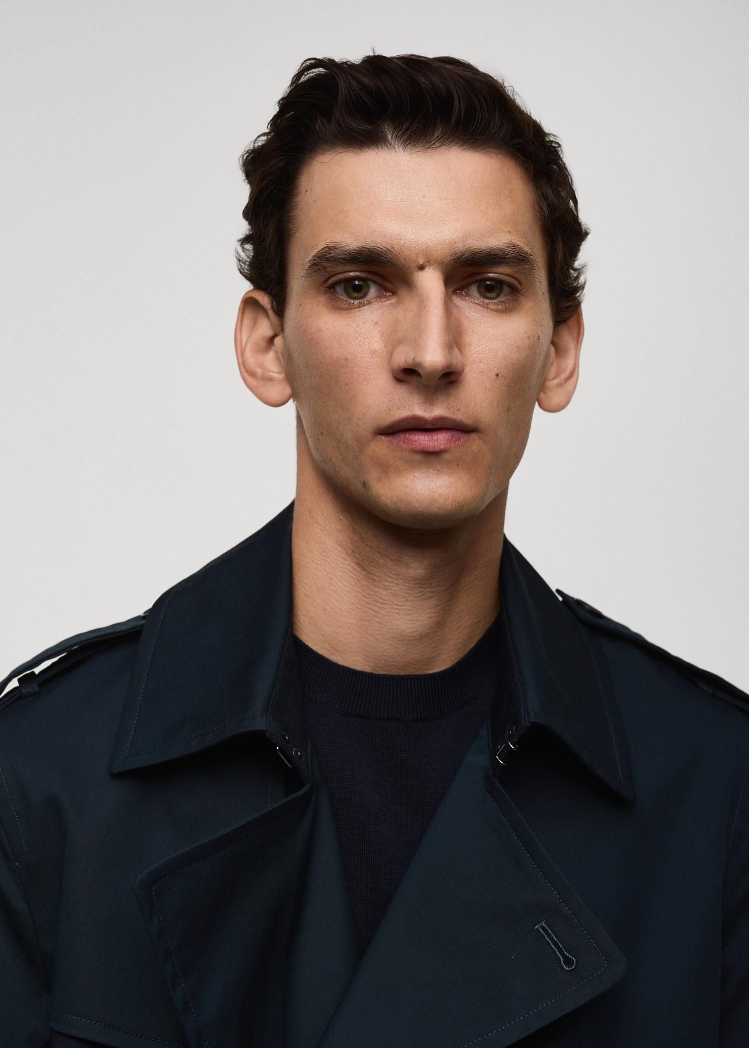 Water-repellent belted trench coat - Men | MANGO USA Product Image