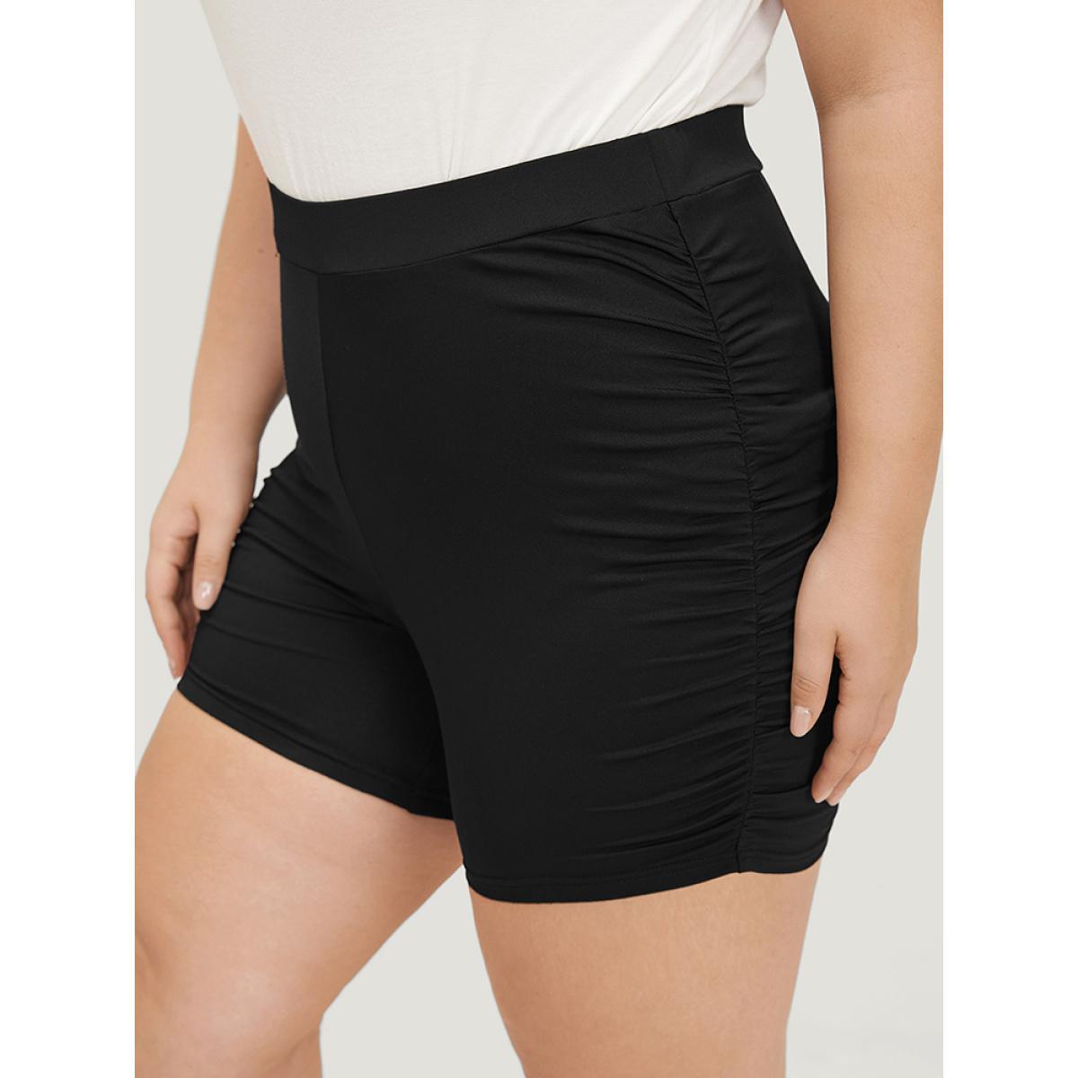 Plus Size Plain Skinny Ruched Side Shorts Women Black Casual High stretch Skinny High Rise Dailywear Leggings BloomChic 10/M Product Image