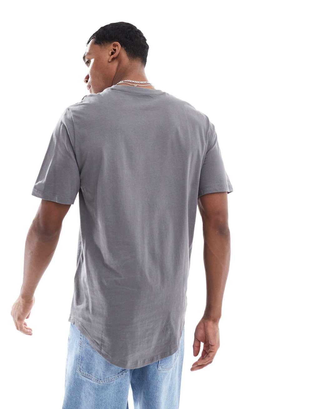 Jack & Jones Essentials longline T-shirt with curve hem in gray Product Image