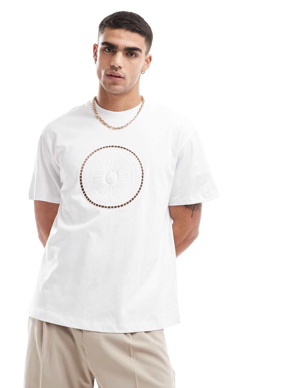 Bershka chest embroidered t-shirt in white  Product Image
