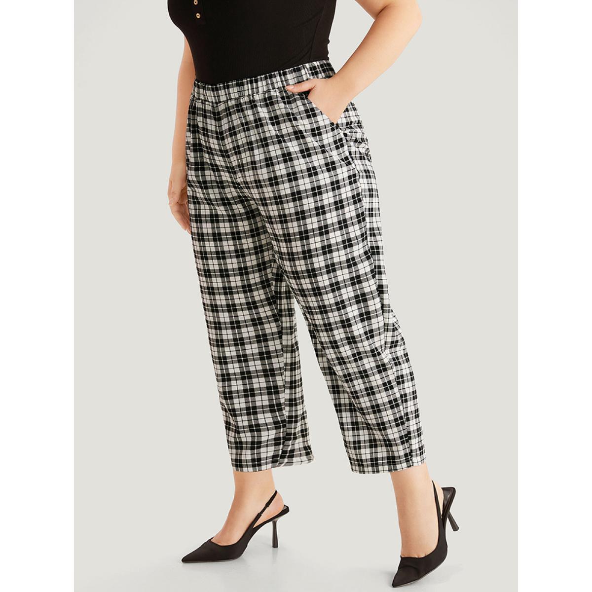 Plus Size Gingham Elastic Waist Pocket Pants Women Black Office High Rise Work Pants BloomChic 10/M Product Image