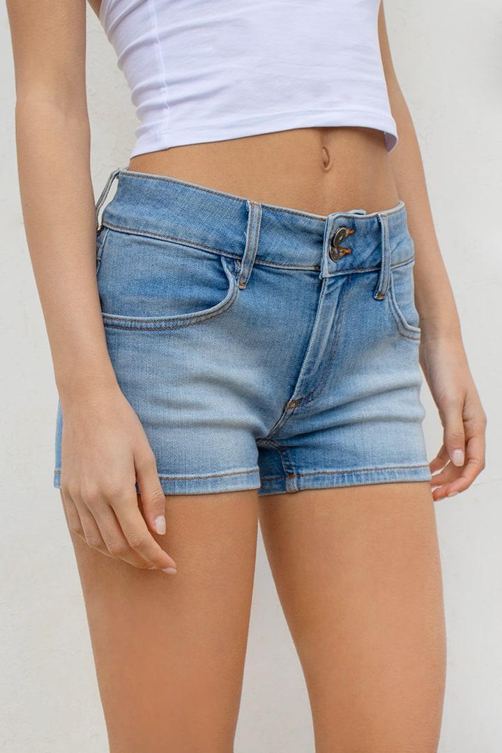 Low waist shorts Product Image