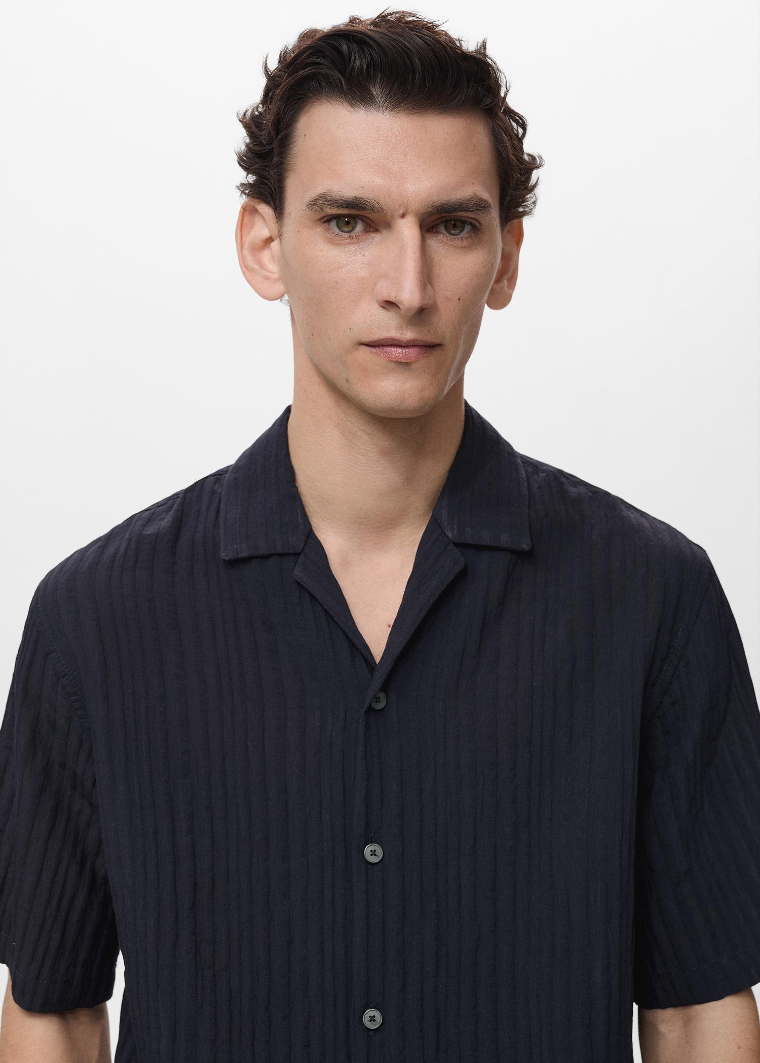 Stripped structure shirt - Men | MANGO USA Product Image