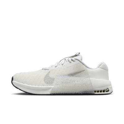 Nike Womens Metcon 9 Premium Workout Shoes with Glitter Product Image