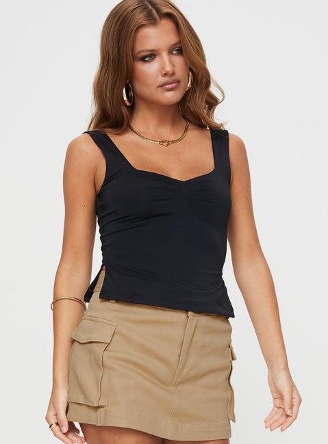 Rehna Top Black Product Image