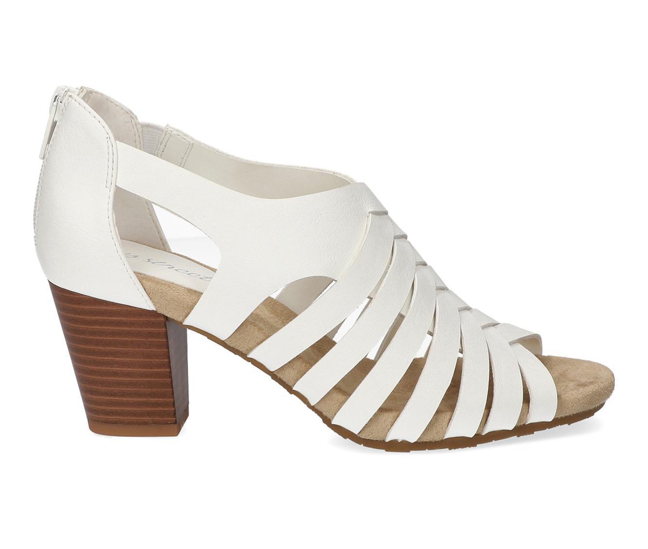 Women's Easy Street Vannie Pumps Product Image