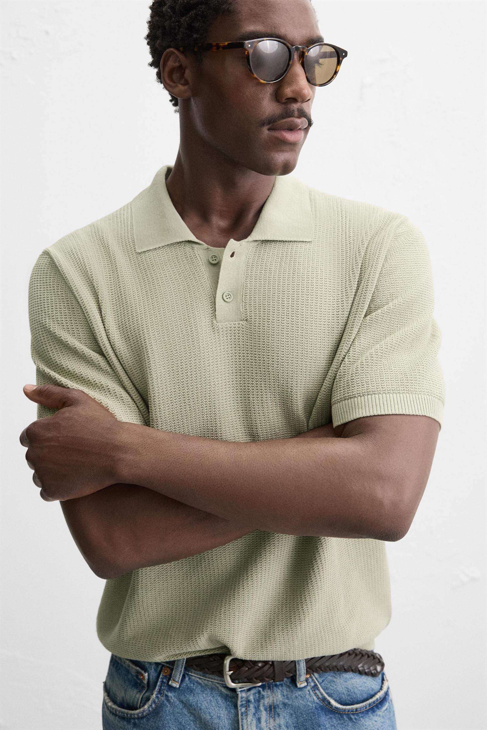 TEXTURED KNIT POLO SHIRT Product Image