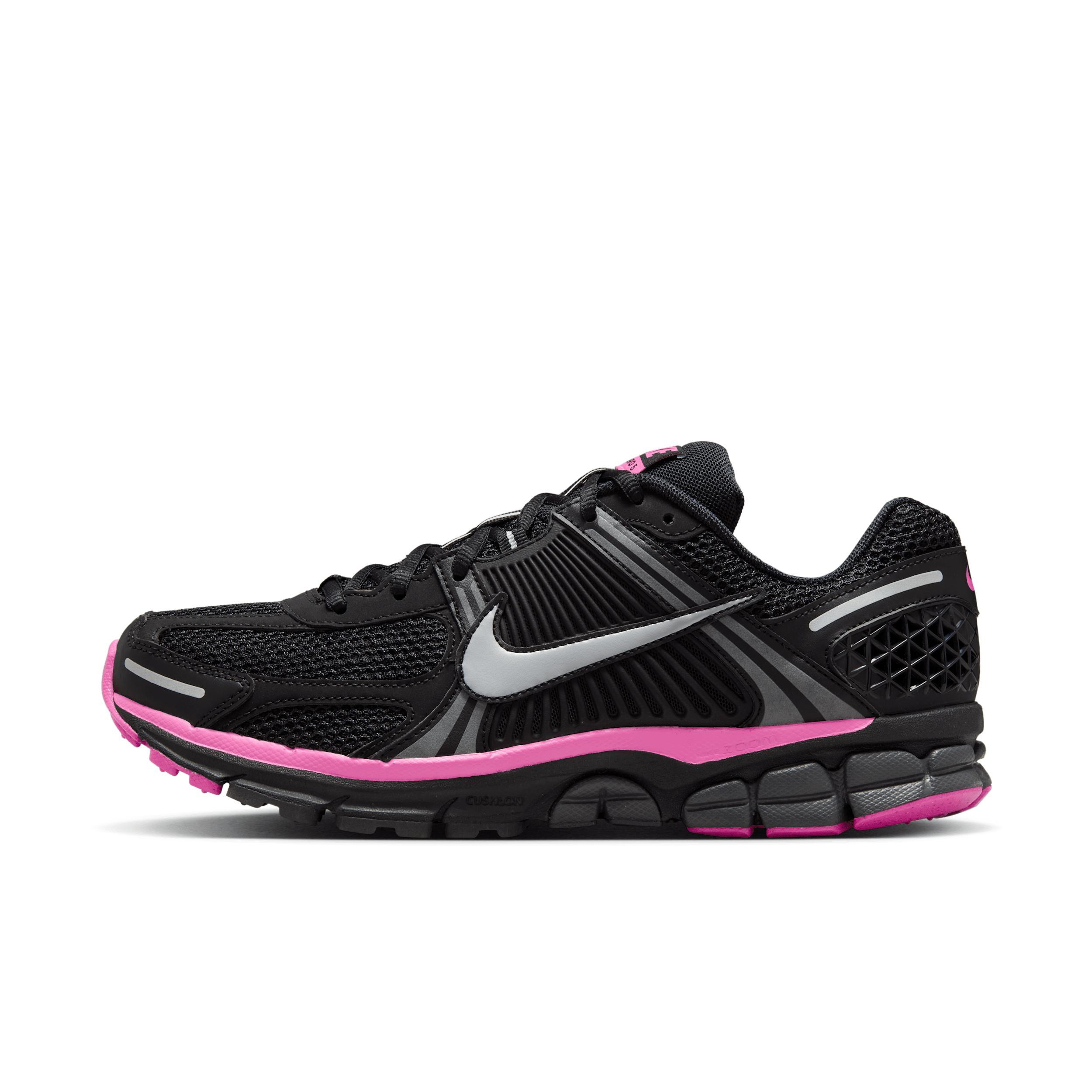 Nike Men's Zoom Vomero 5 Shoes Product Image