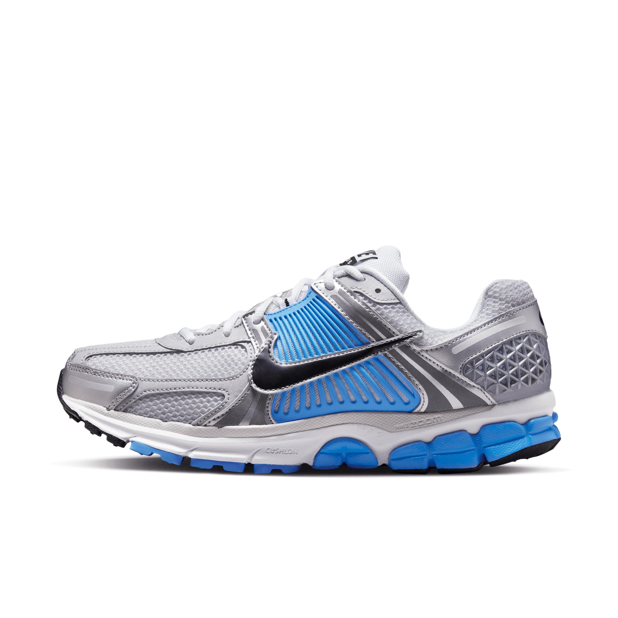 Nike Men's Zoom Vomero 5 Shoes Product Image
