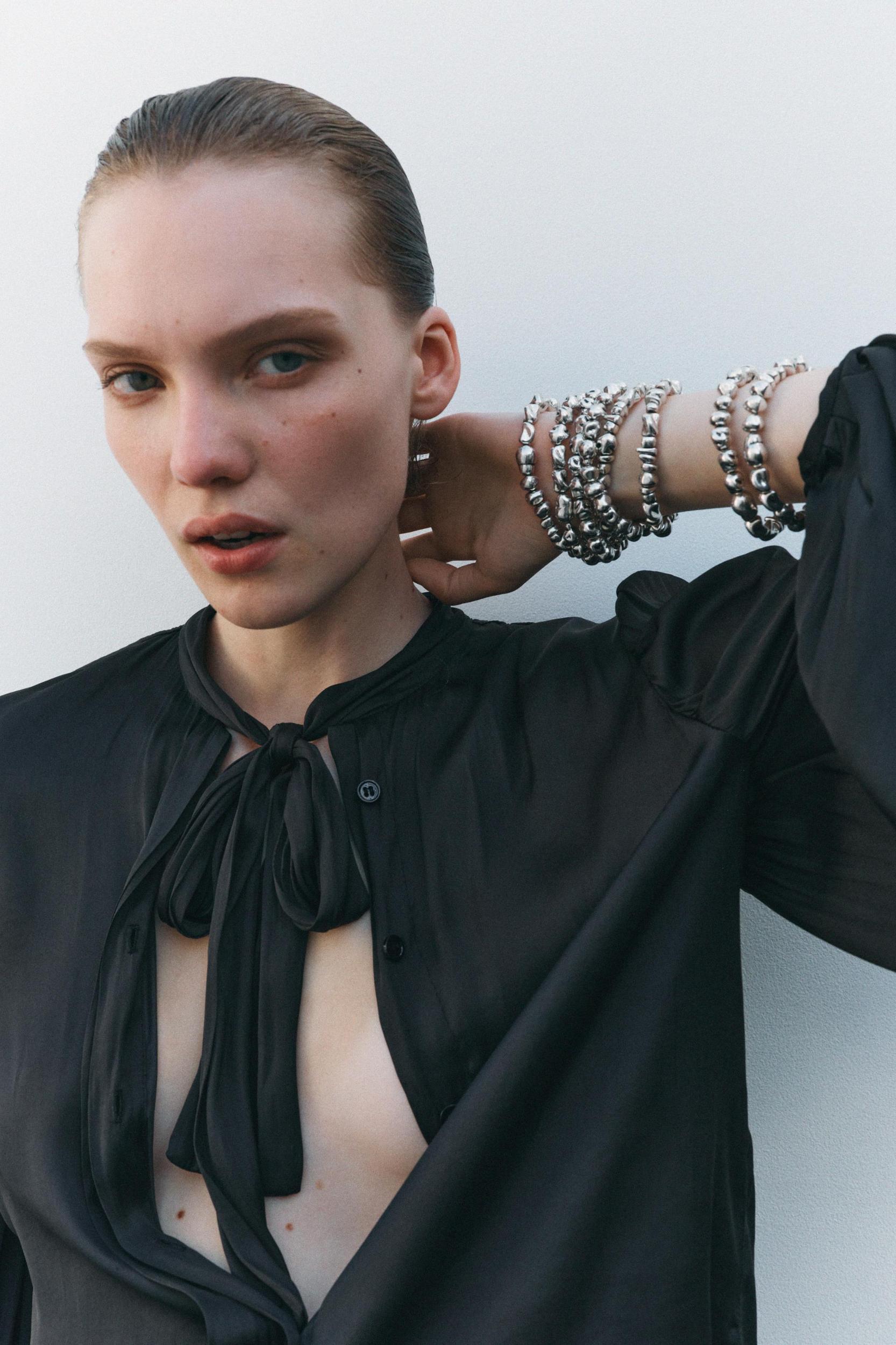 PACK OF PIECED BRACELETS Product Image