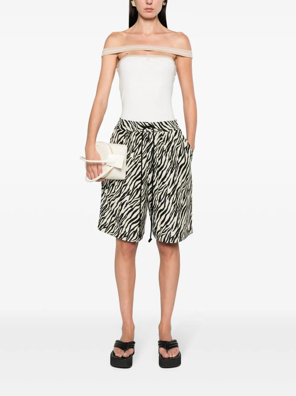 Hyperbole Contrast sleeveless top  Product Image