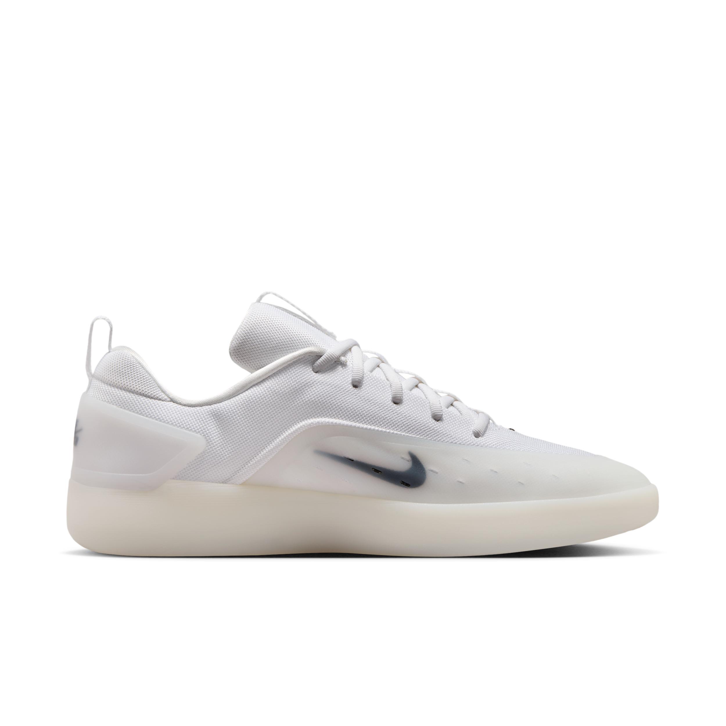 Nike SB Zoom Nyjah 4 Skate Shoes Product Image