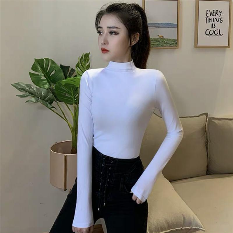 Long-Sleeve High Neck Plain T-Shirt Product Image