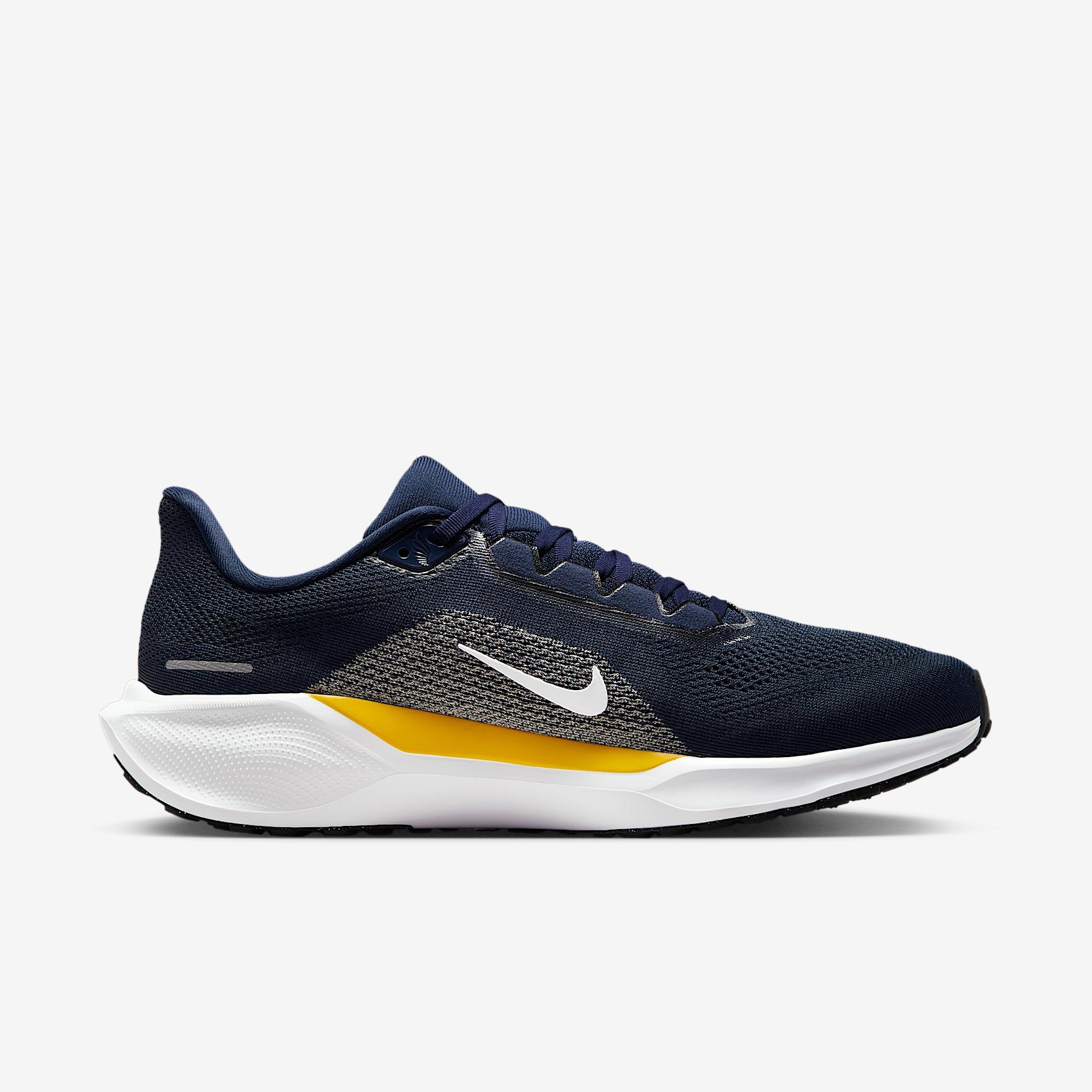 Michigan Pegasus 41 Men's Nike College Road Running Shoes Product Image