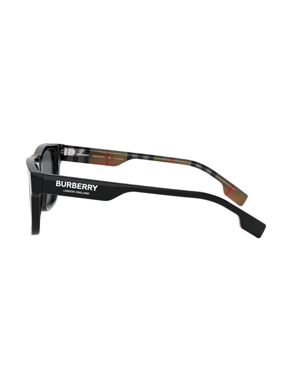 square frame sunglasses Product Image