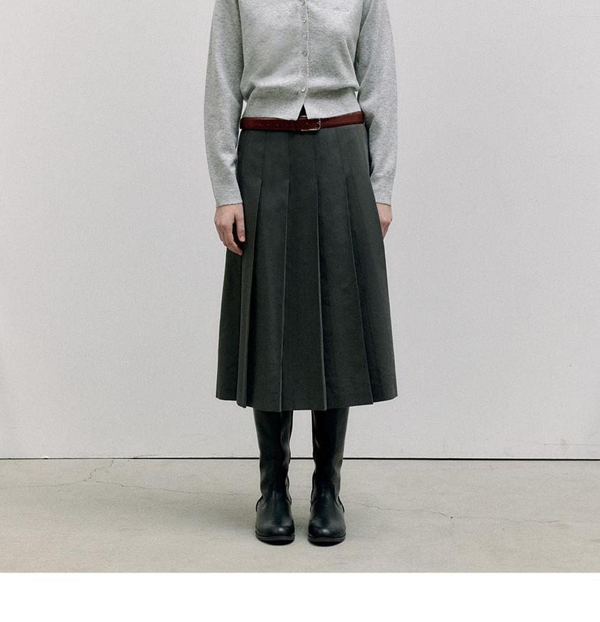 Pleated Long Skirt (Gray) Product Image