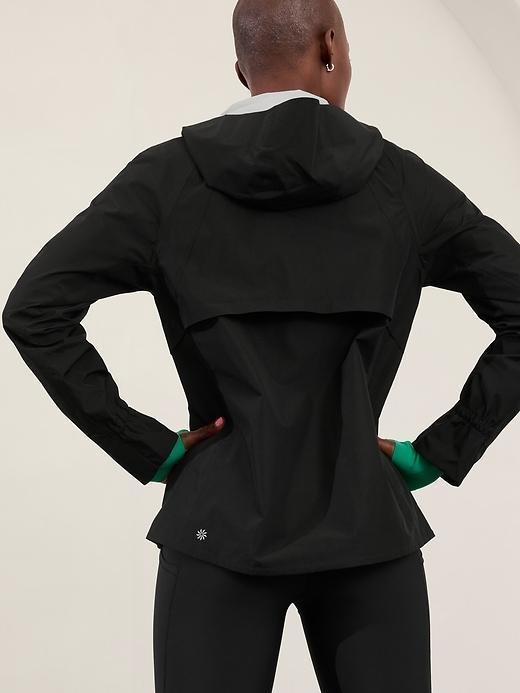 RainOut Traverse Jacket Product Image