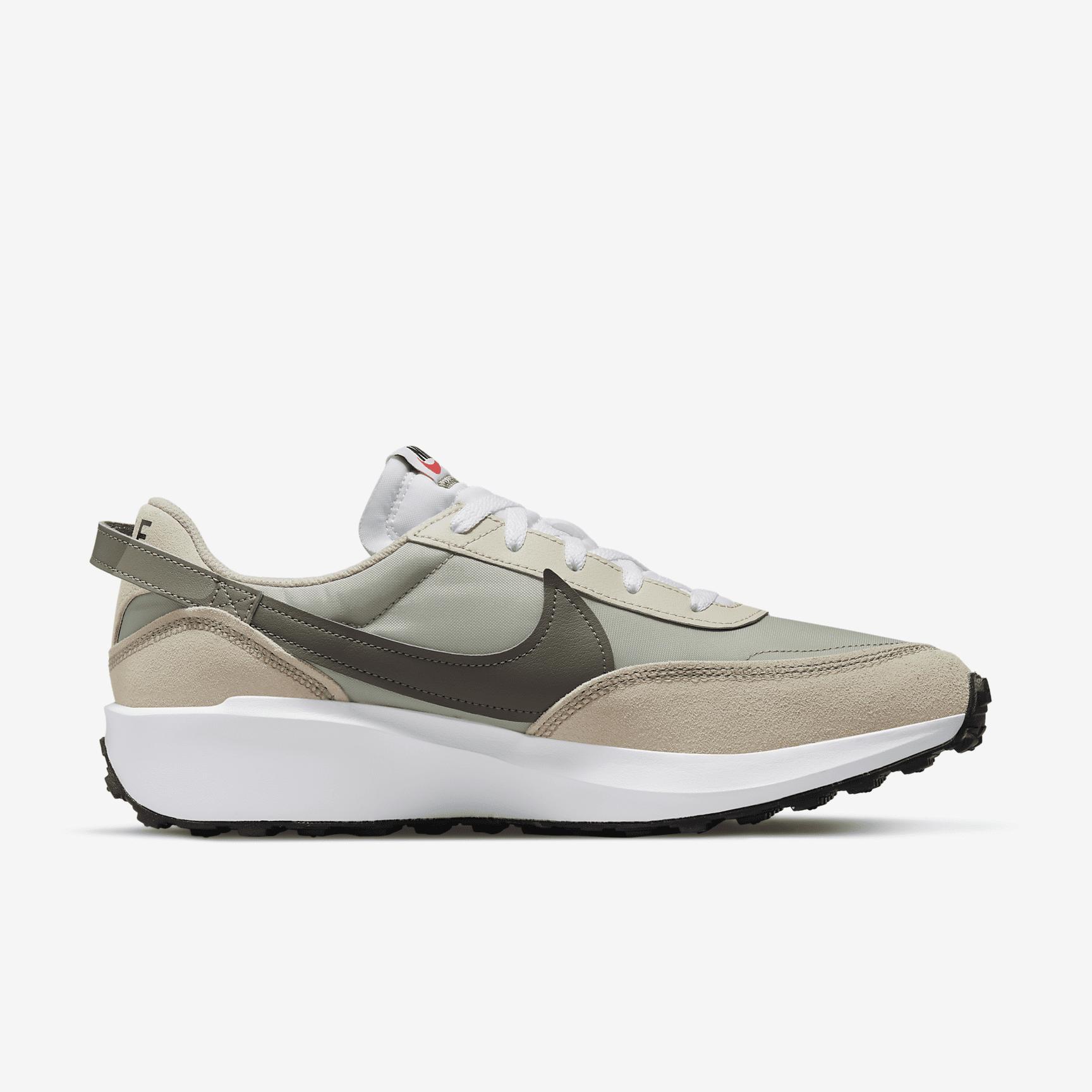 Nike Men's Waffle Debut Shoes Product Image