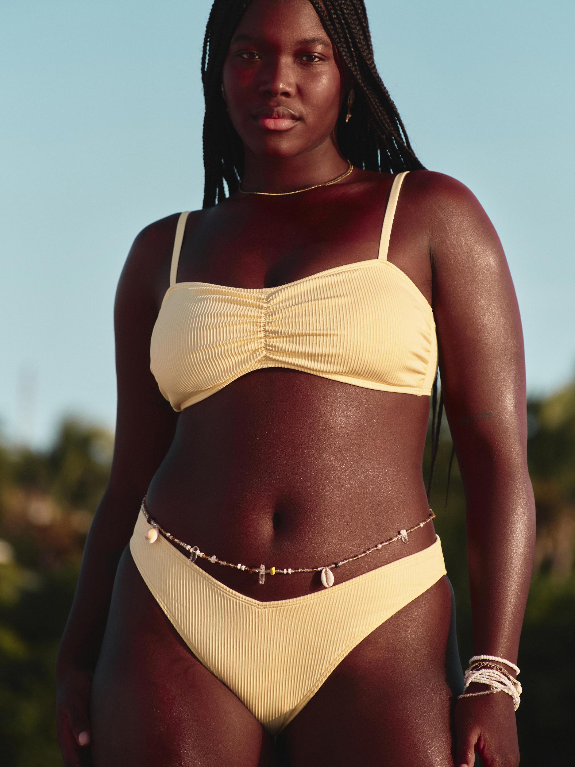 Ribbed High-Leg V-Waist Cheeky Bikini Bottom Product Image