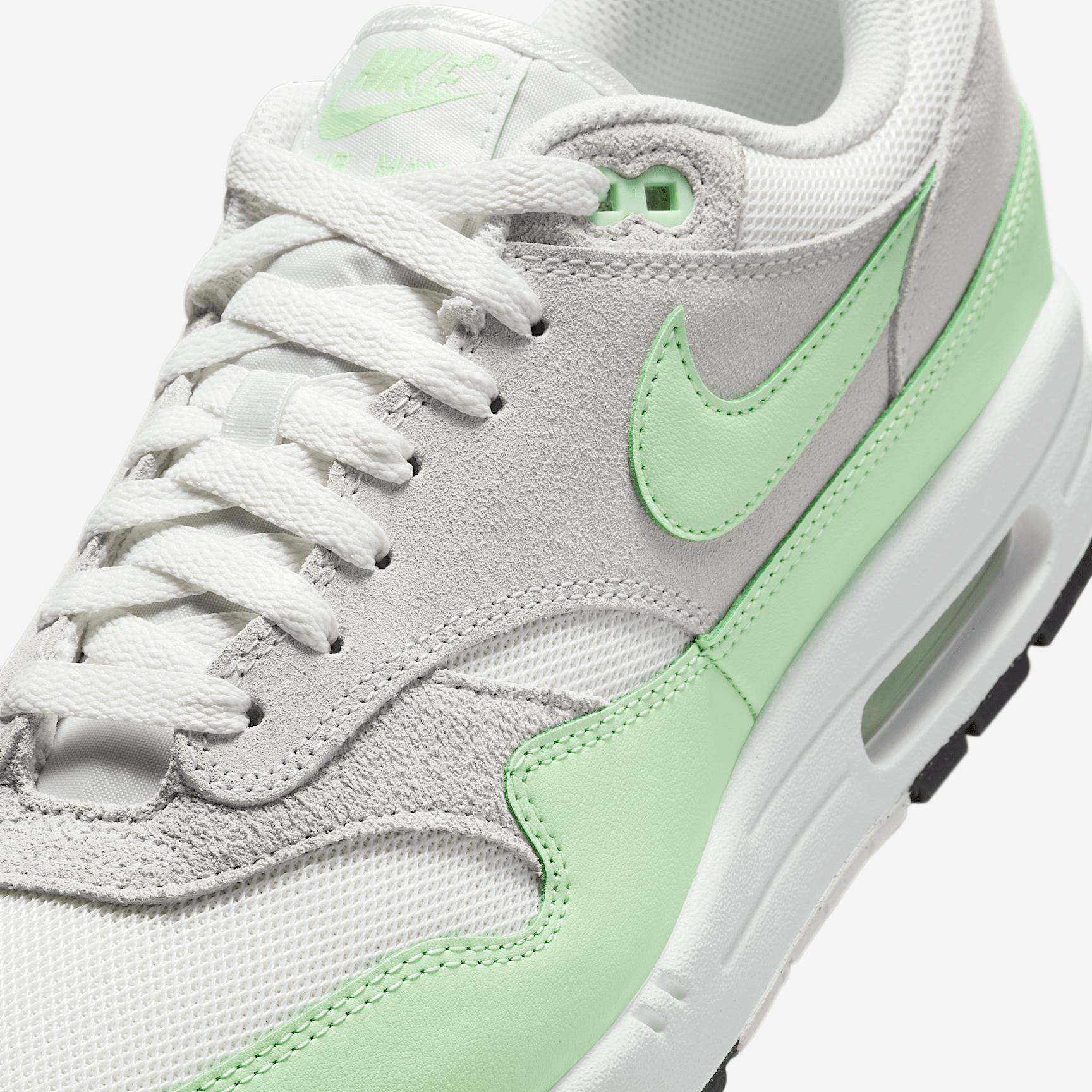 Nike Men's Air Max 1 Essential Shoes Product Image