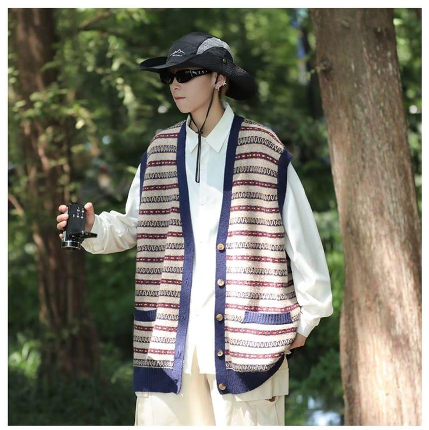 V-Neck Patterned Contrast Trim Button-Up Sweater Vest Product Image