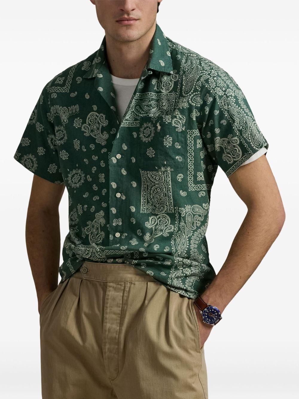 bandana-print short-sleeve shirt Product Image