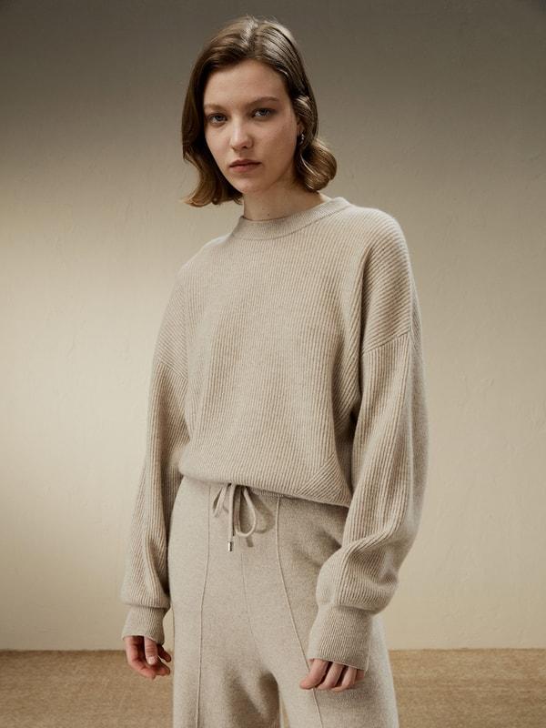 Eshe 2-in-1 Cashmere Detachable Hoodie Product Image
