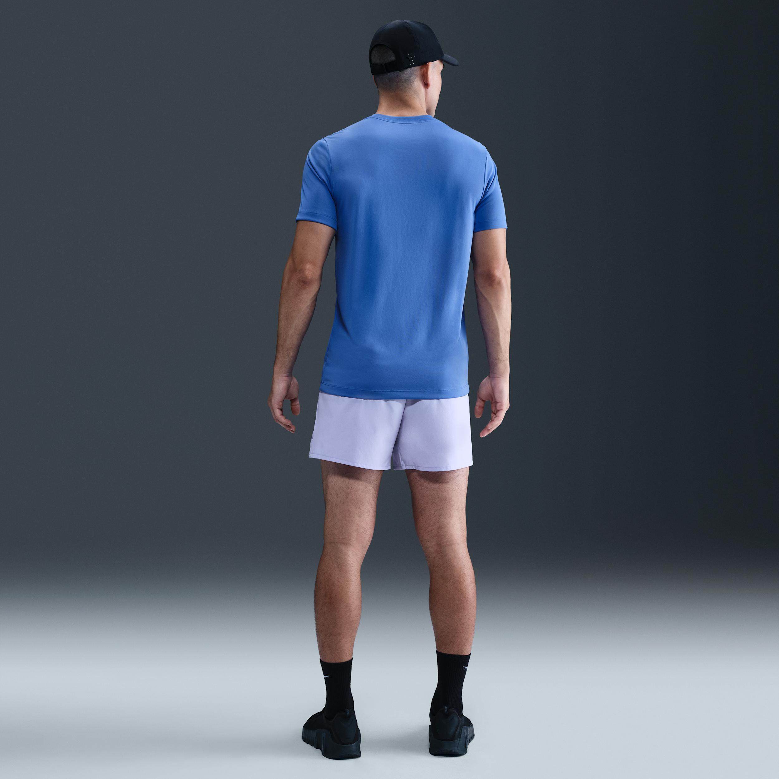 Nike Men's Dri-FIT Legend Fitness T-Shirt Product Image