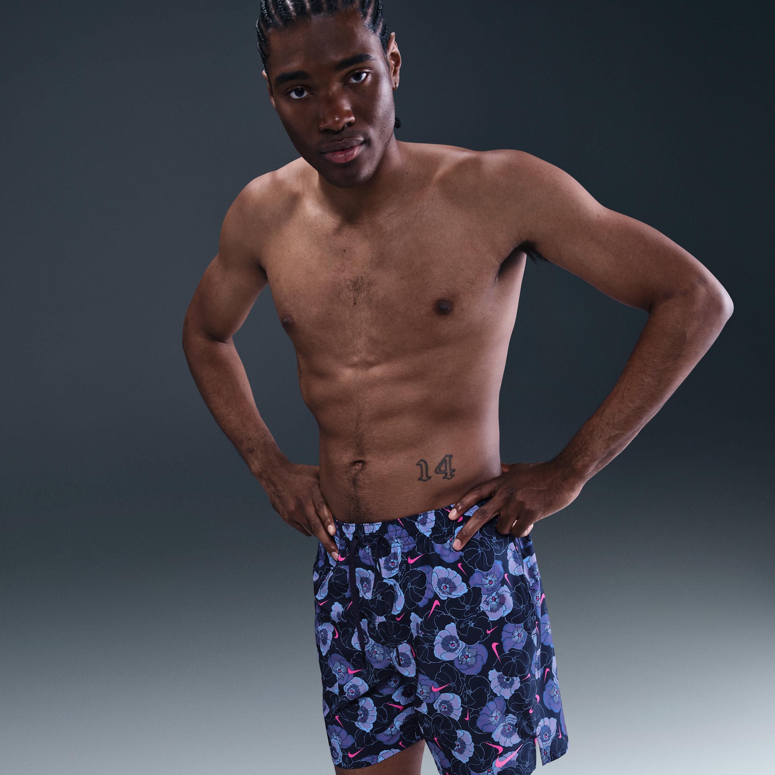 Nike Men's Swim Breaker 7" Brief-Lined Volley Short Product Image