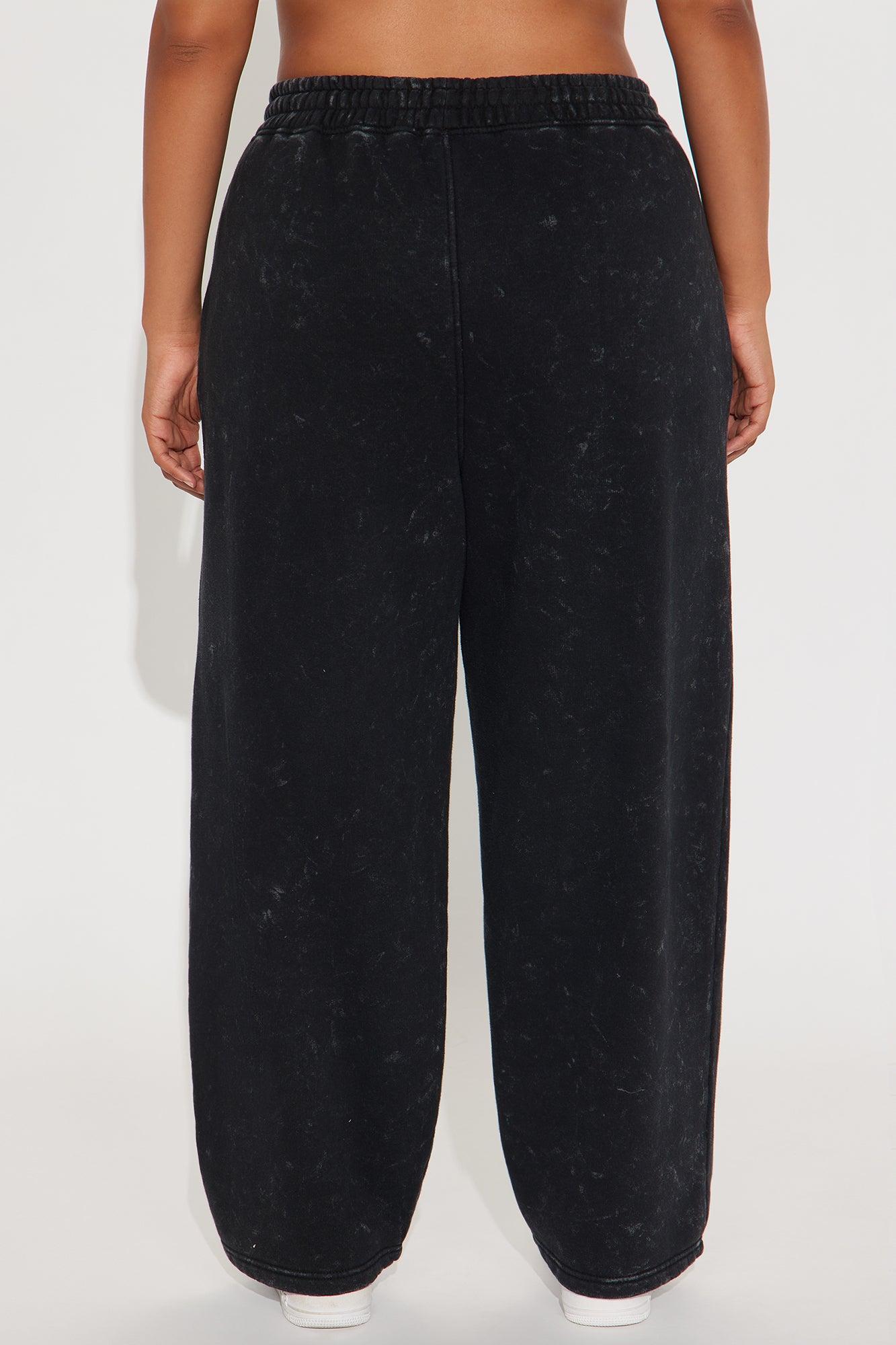 Brooklyn Star Washed Pants - Black Product Image
