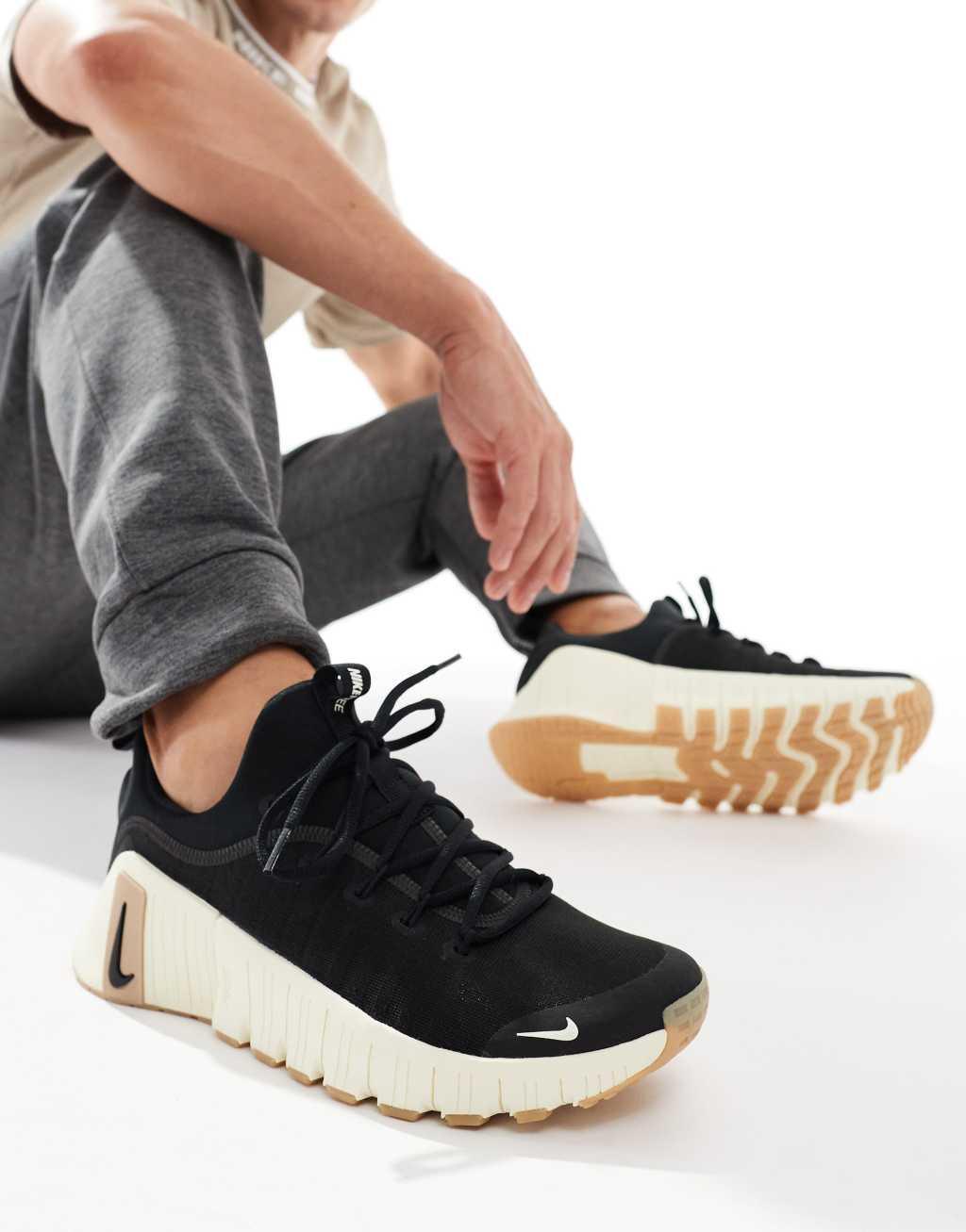 Nike Training Free Metcon 6 sneakers black, off-white and brown Product Image