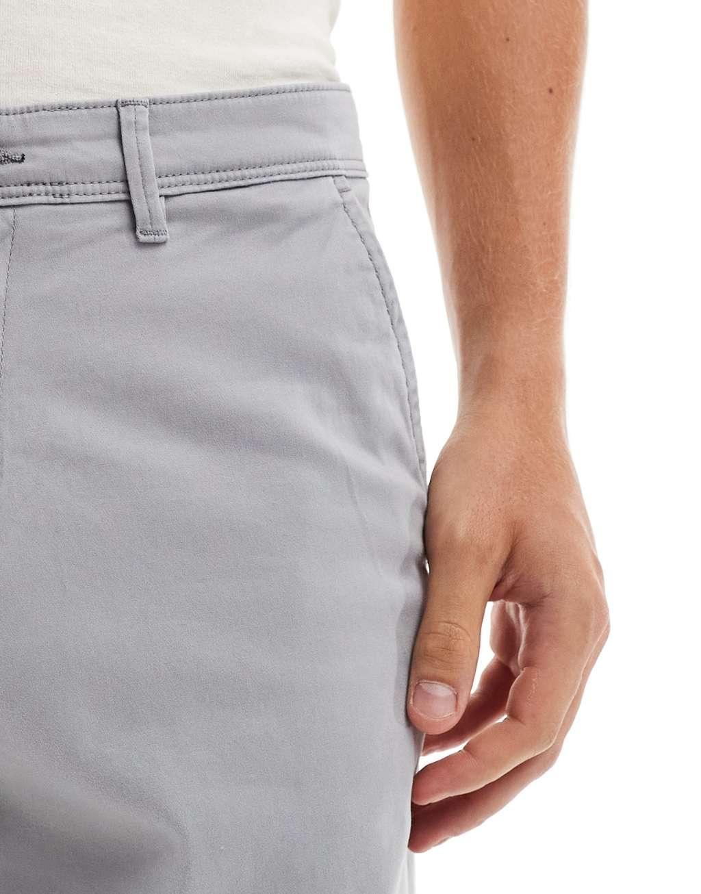 Jack & Jones chino shorts in gray Product Image