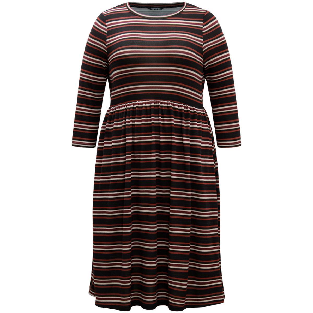 Plus Size Striped Print Round Neck Pocket Elastic Waist Dress Black Women Casual Printed Round Neck Long Sleeve Curvy Midi Dress BloomChic 26/4X Product Image