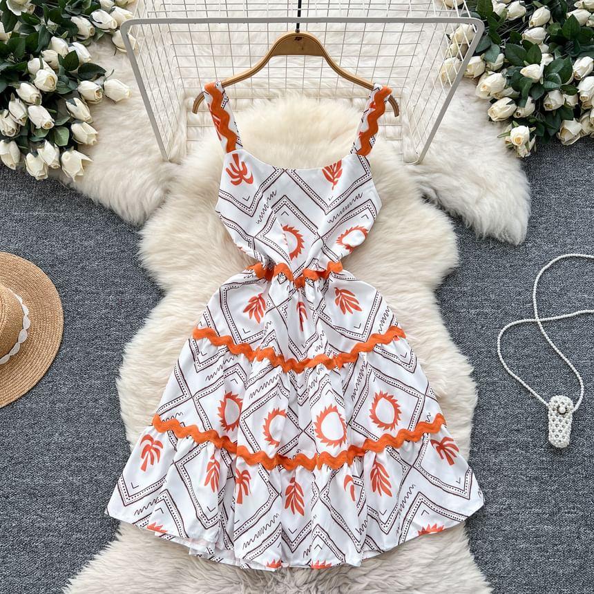 Sleeveless Scoop Neck Patterned A-Line Dress Product Image