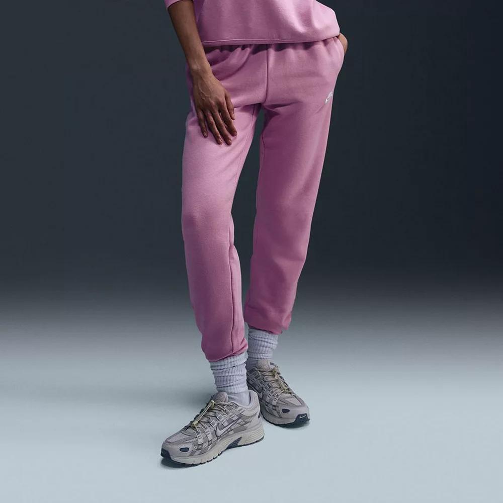 Women's Nike Sportswear Club Fleece Mid-Rise Jogger Pants Product Image