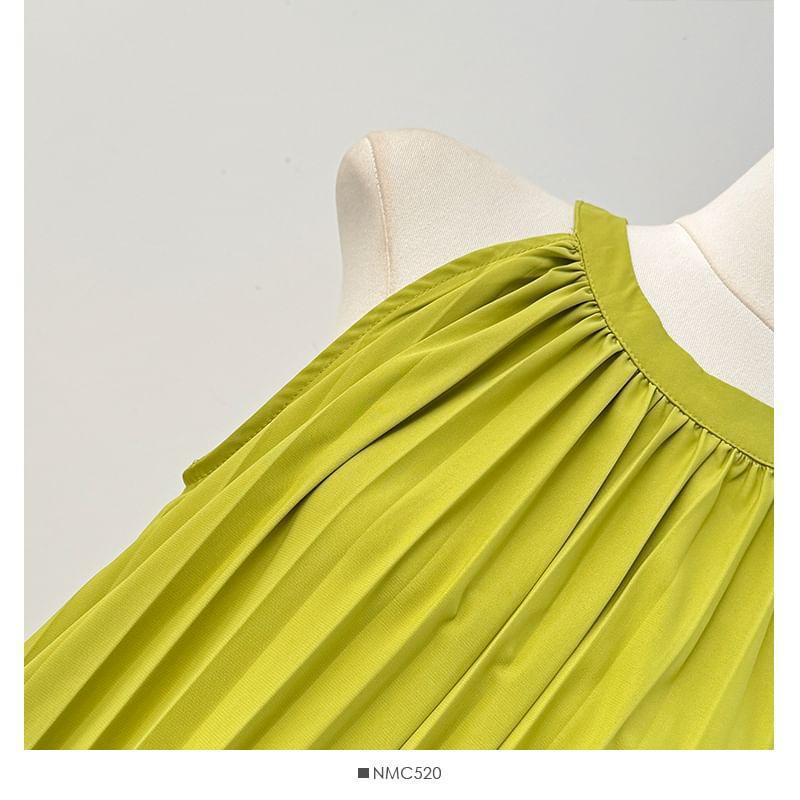 Sleeveless Pleated Halter Maxi Dress Product Image