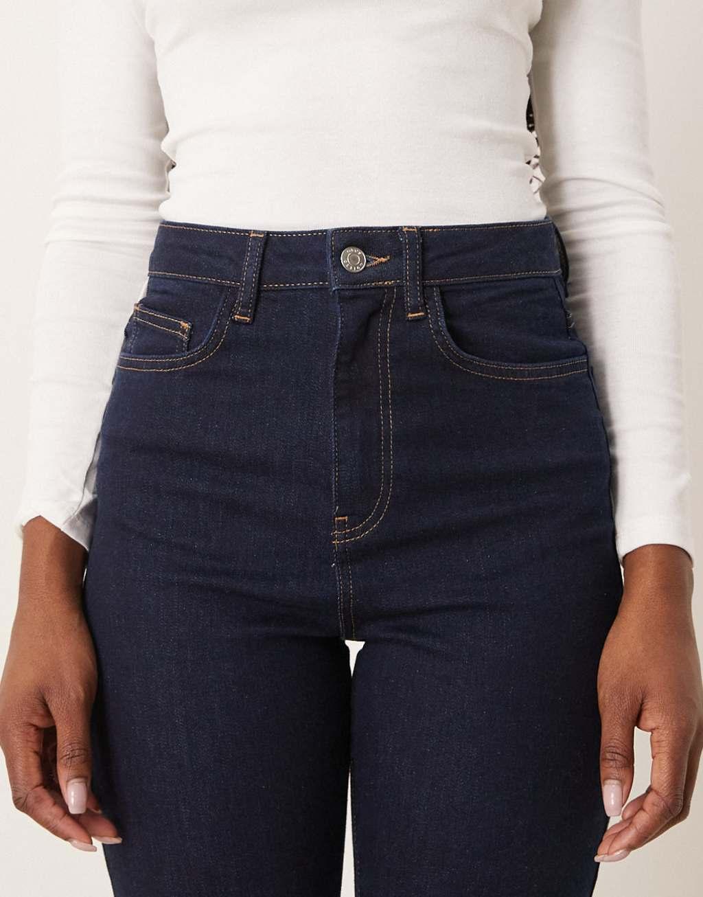 ASOS DESIGN comfort stretch straight leg jeans with twisted seam Product Image