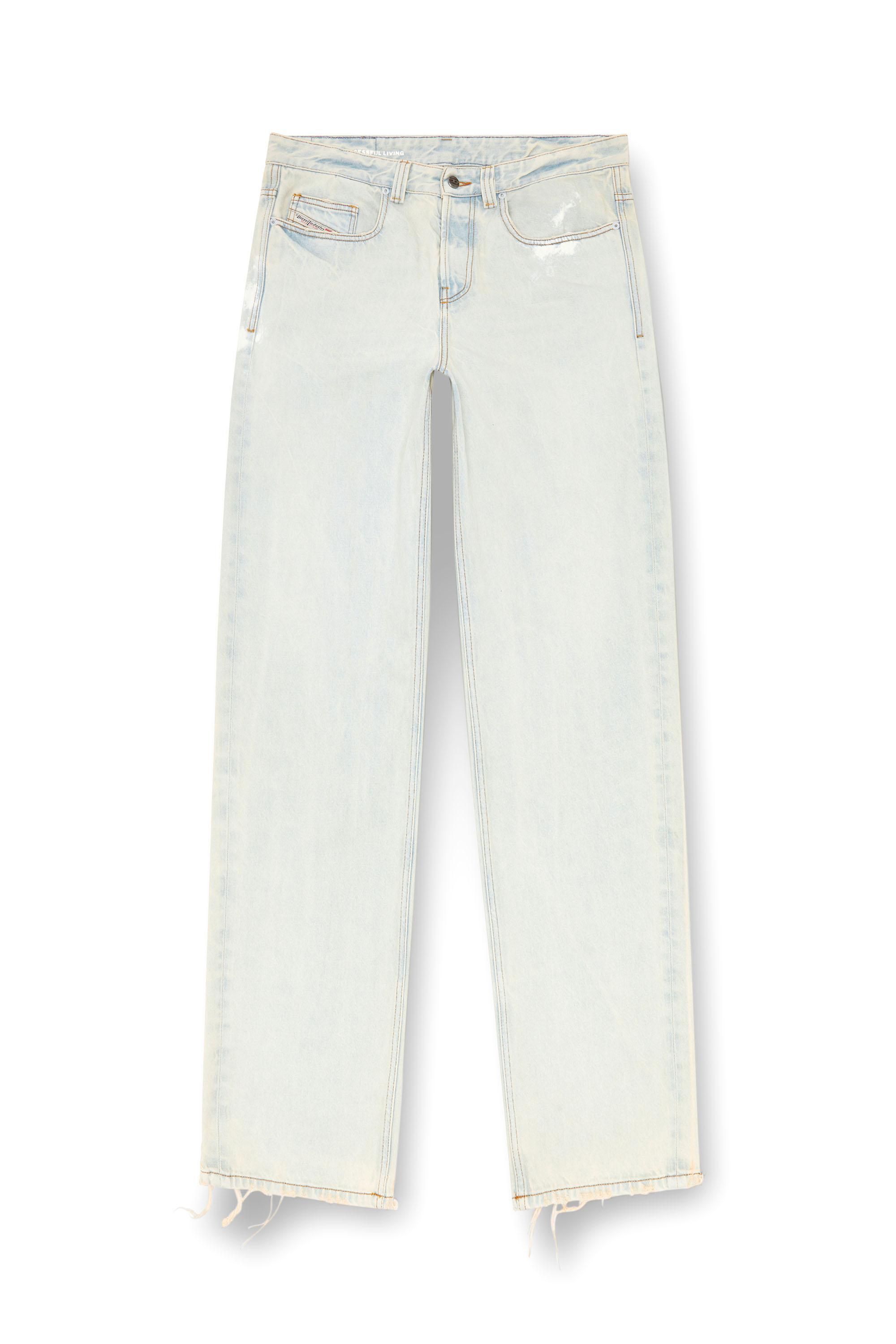 Relaxed Jeans 2001 D-Macro 09J81 Product Image